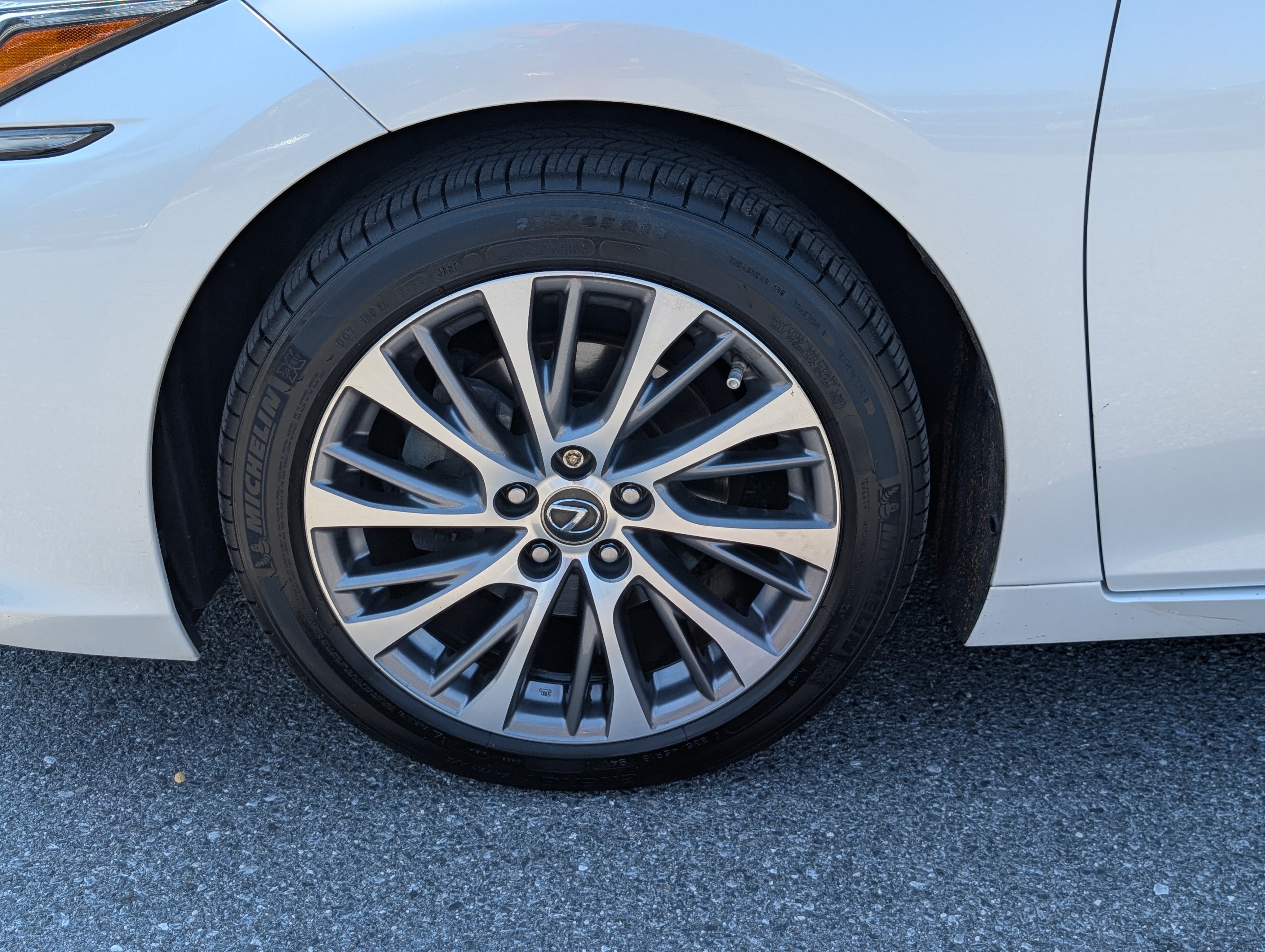 Used 2019 Lexus ES 350 w/ Premium Package FWD image 10