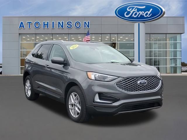 Certified 2023 Ford Edge SEL image 2
