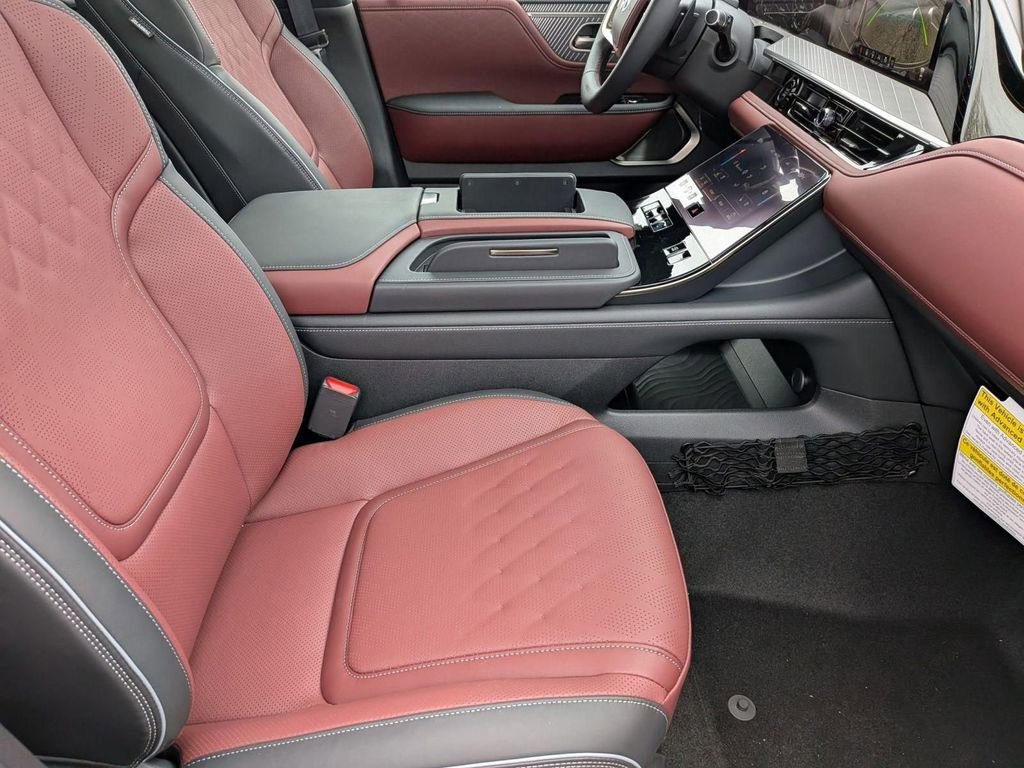 New 2026 INFINITI QX80 Autograph w/ Premium Cargo Package AWD/4WD image 32