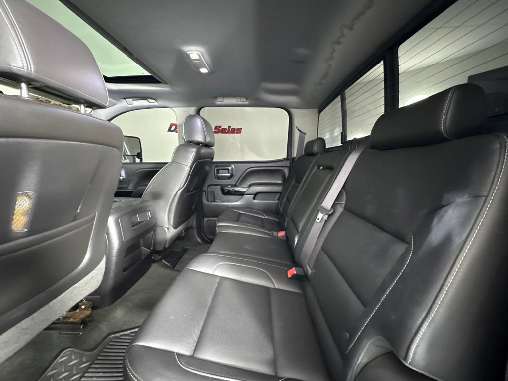 Used 2015 GMC Sierra 2500 SLT w/ Duramax Plus Package AWD/4WD image 45