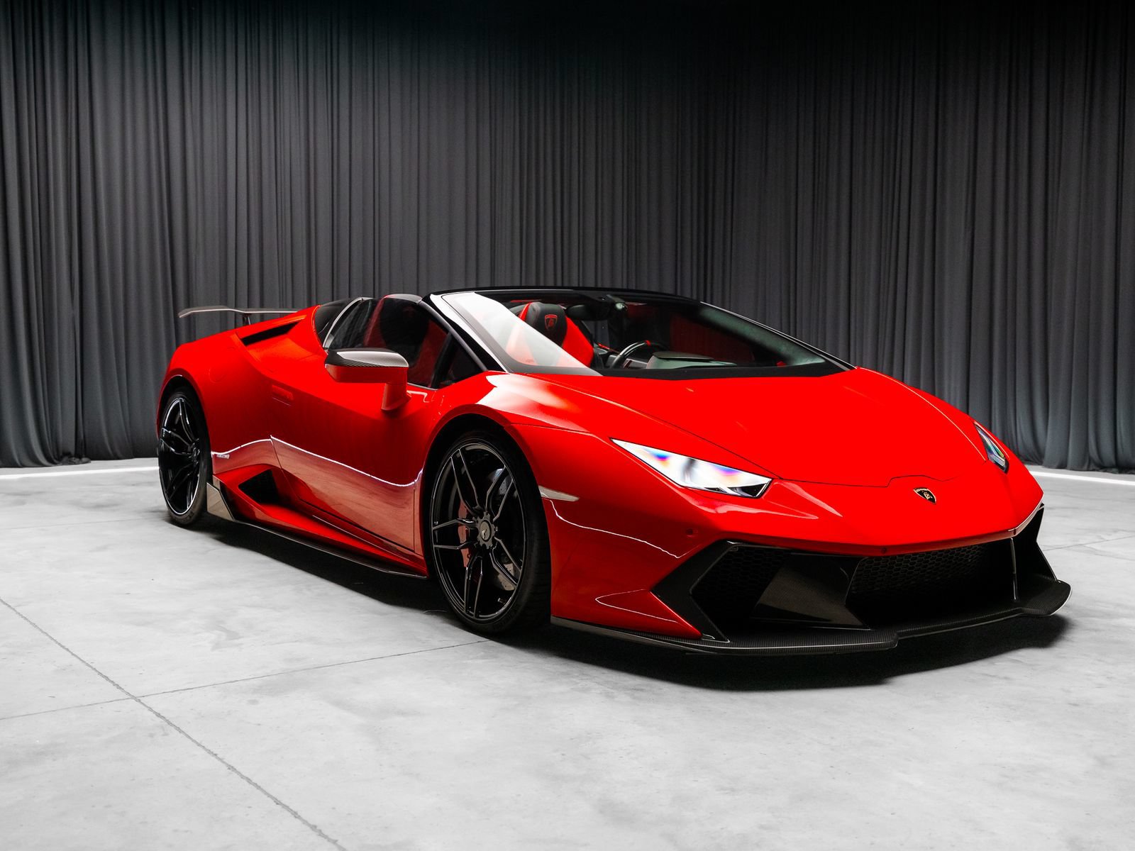 Used 2017 Lamborghini Huracan LP 610-4 AWD/4WD image 18