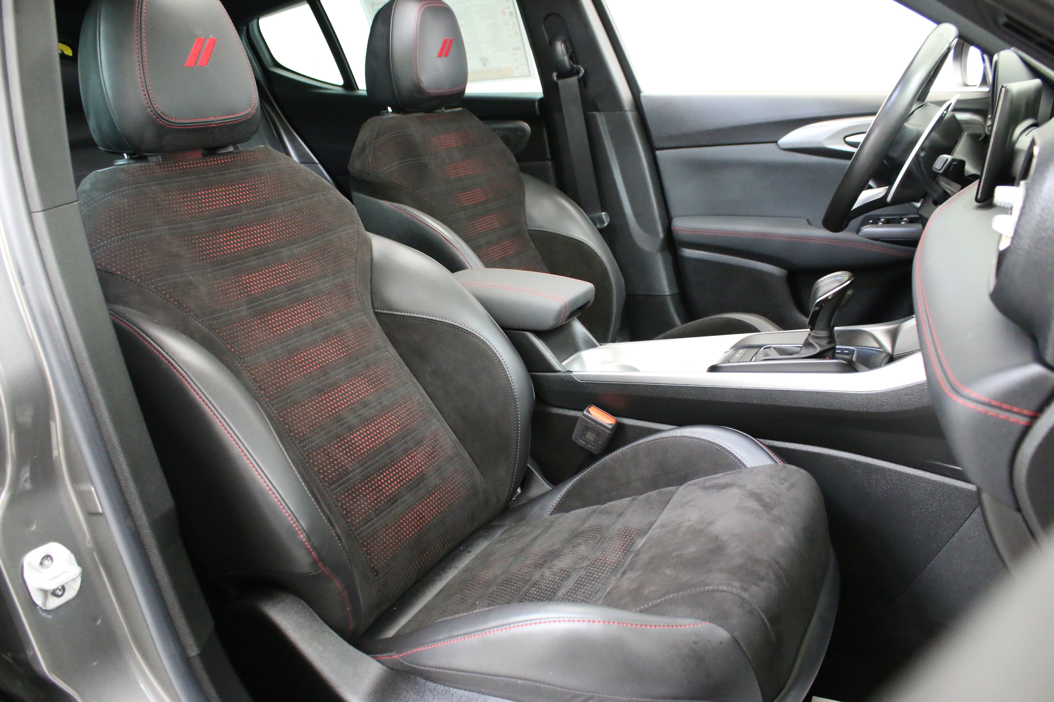 Used 2024 Dodge Hornet R/T Plus AWD/4WD image 34