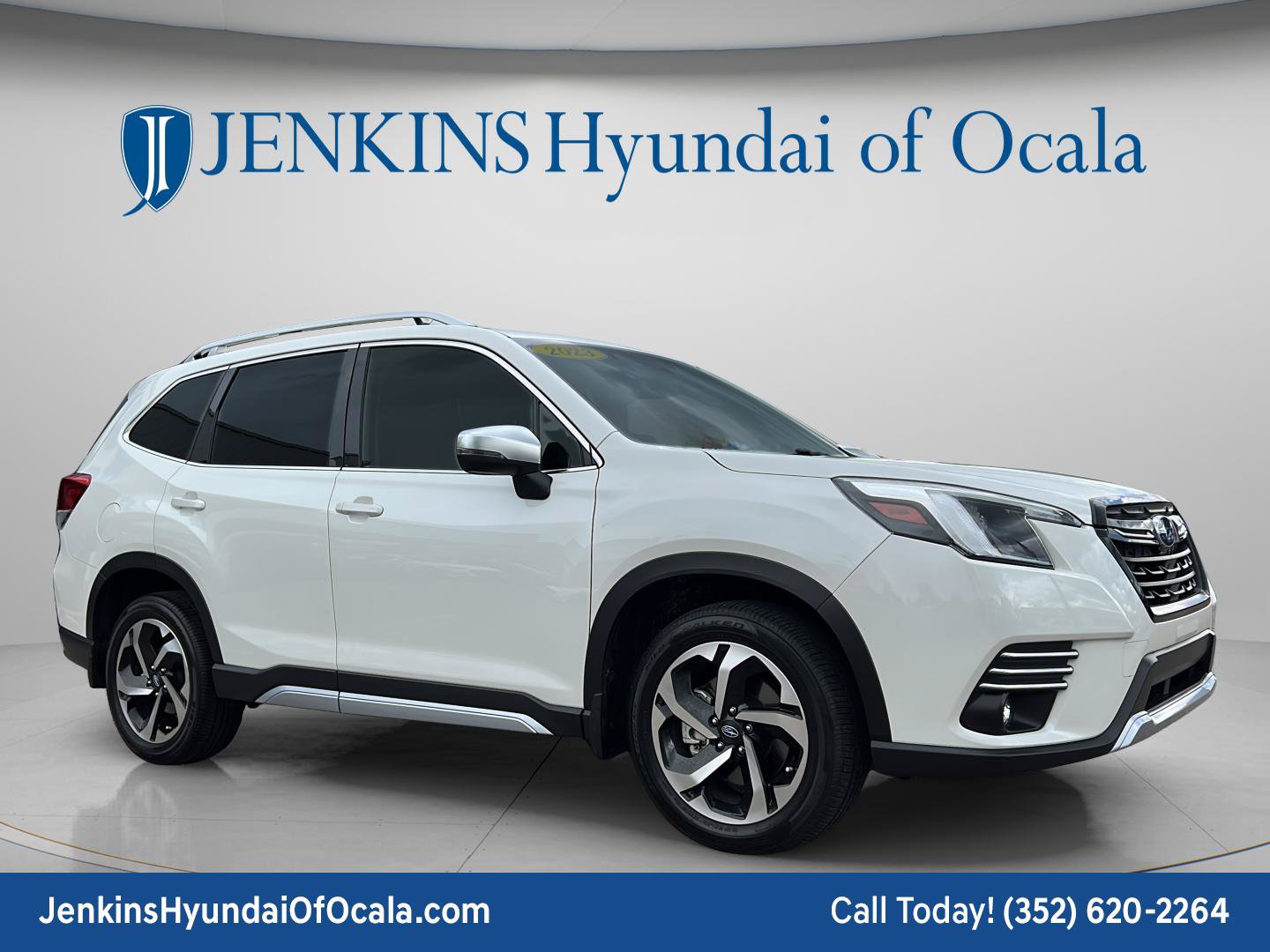 Used 2023 Subaru Forester Touring w/ Popular Package #3