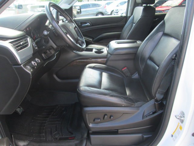 Used 2019 Chevrolet Suburban LT AWD/4WD image 11