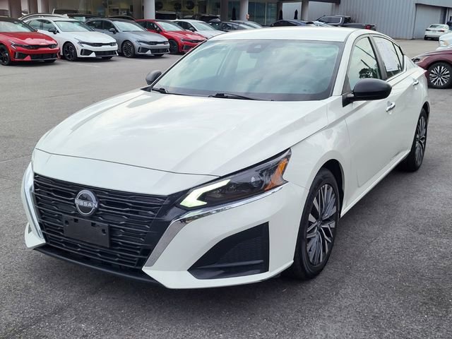 Used 2025 Nissan Altima 2.5 SV image 6