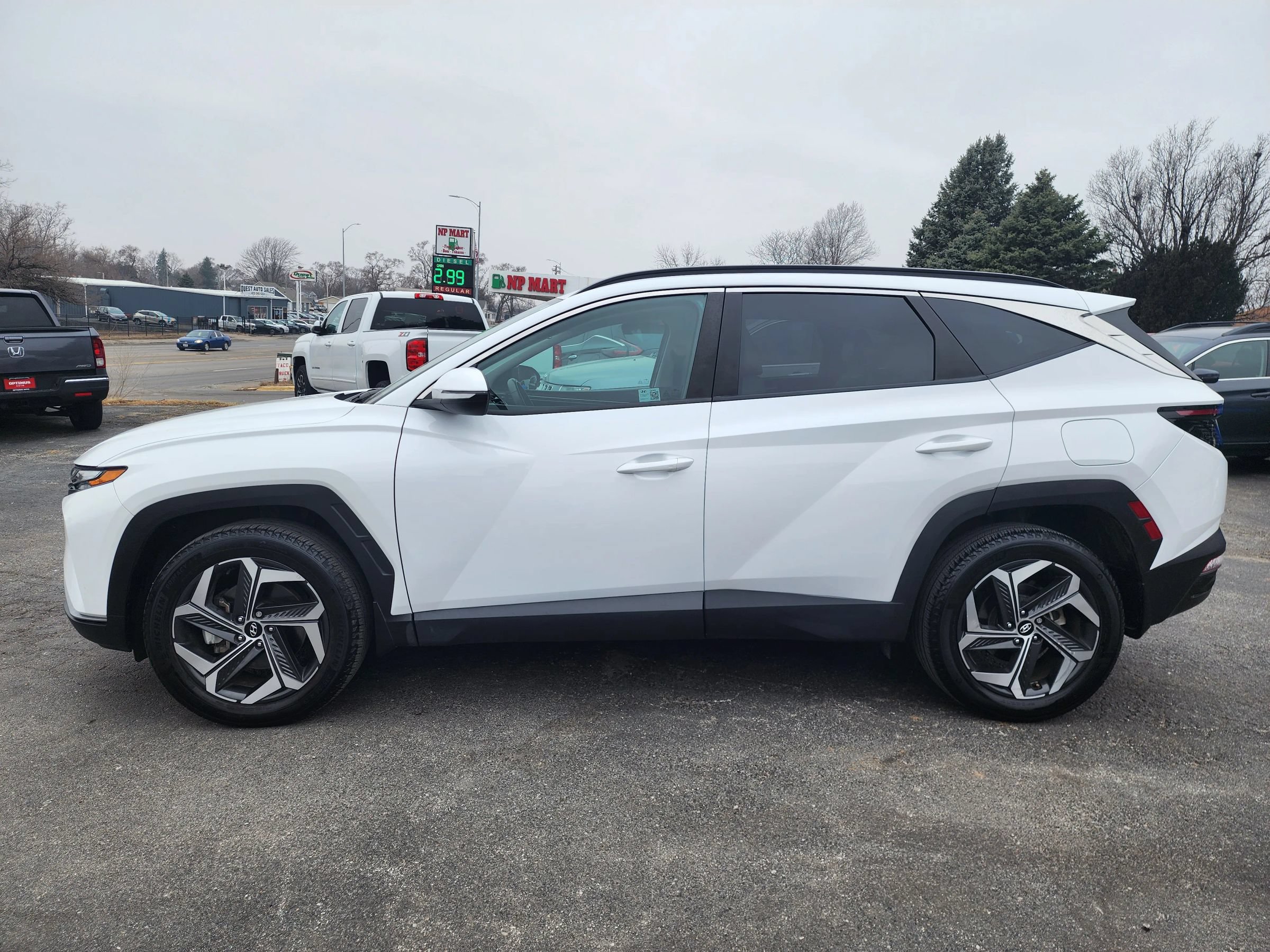 Used 2024 Hyundai Tucson SEL w/ Convenience Package AWD/4WD image 4