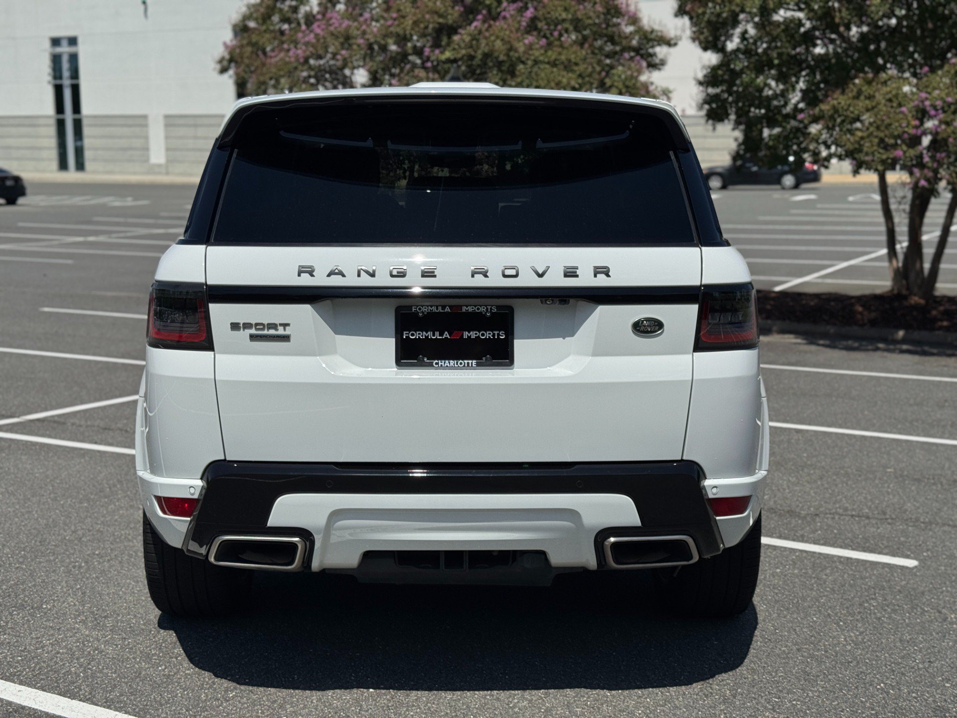 Used 2019 Land Rover Range Rover Sport Supercharged AWD/4WD image 10