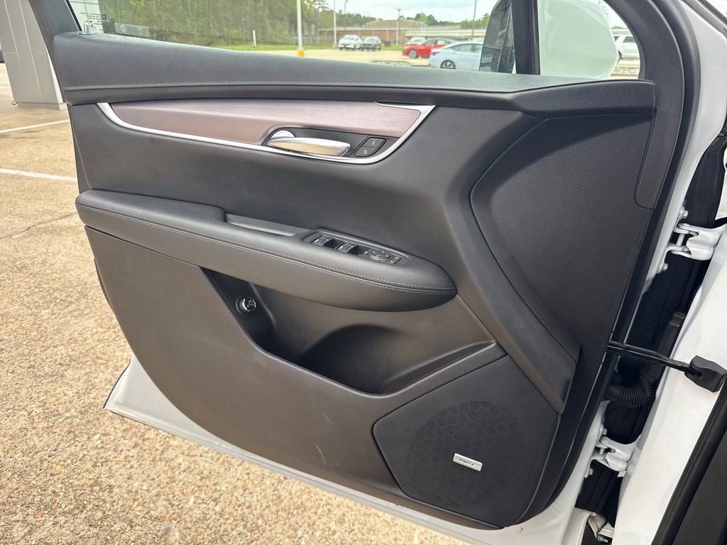 Used 2022 Cadillac XT5 Luxury FWD image 21
