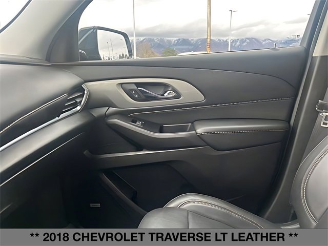 Used 2018 Chevrolet Traverse LT w/ LPO, Black Accent Package image 38