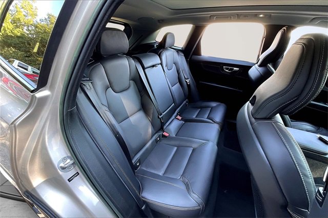 Certified 2023 Volvo XC60 B6 Ultimate image 28