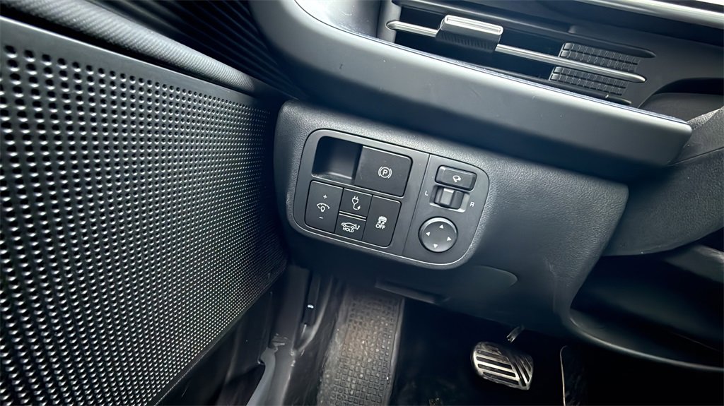 Certified 2024 Hyundai Ioniq 6 Limited image 28