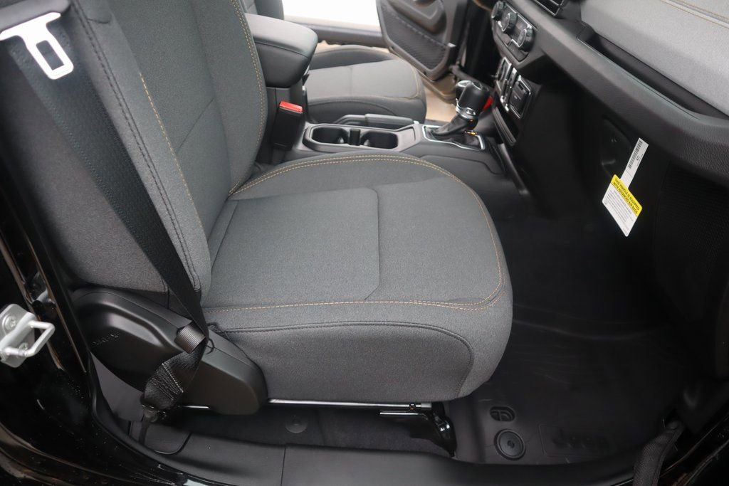 New 2026 Jeep Gladiator Sport image 12