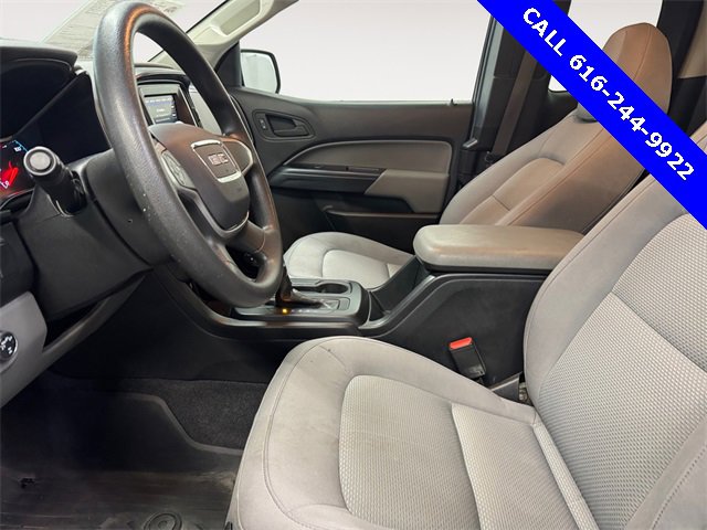 Used 2020 GMC Canyon 4x4 Extended Cab w/ Convenience Package image 6