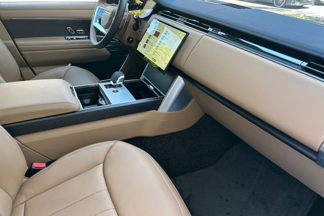 New 2026 Land Rover Range Rover SE AWD/4WD image 14