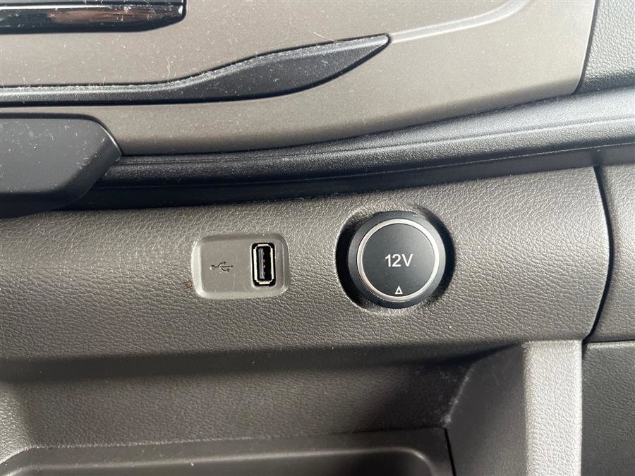 Used 2022 Ford Transit 350 XLT image 14