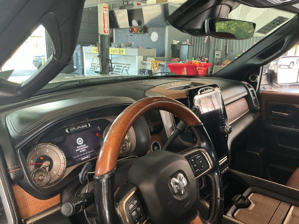 Used 2019 RAM 3500 Limited AWD/4WD image 17