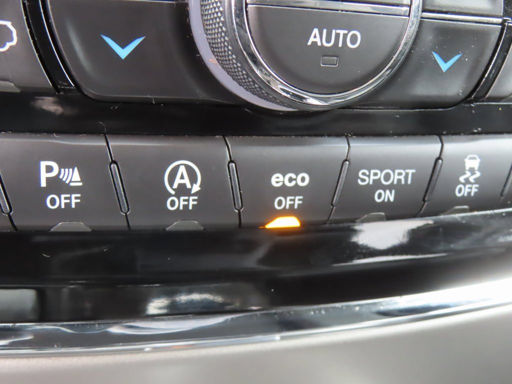 Used 2019 Jeep Grand Cherokee Limited image 13