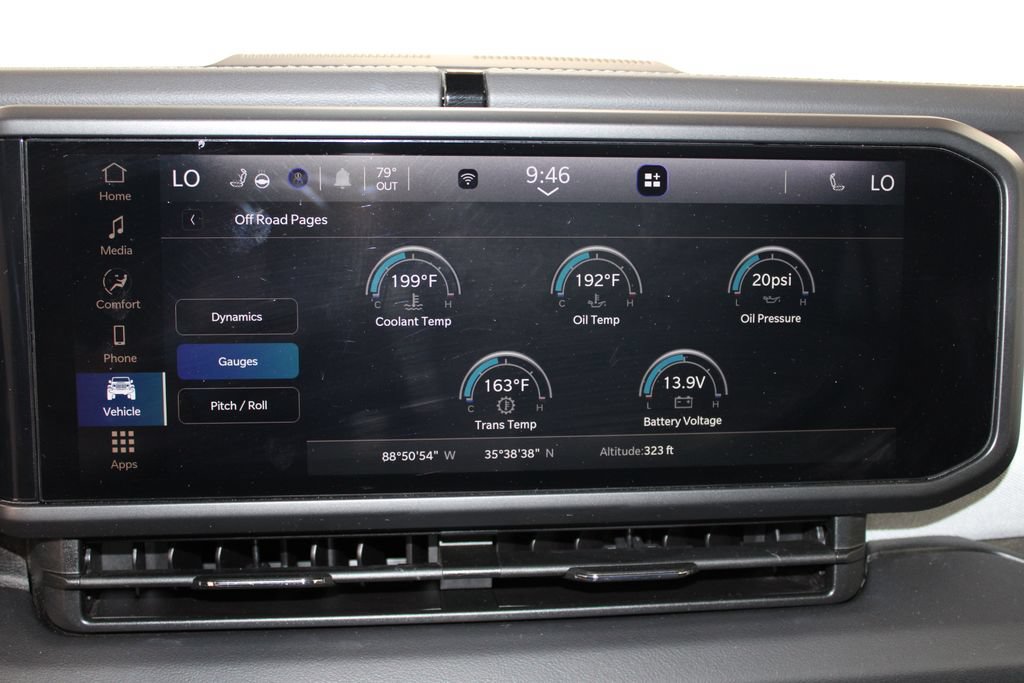 Used 2025 Jeep Wrangler Unlimited Sahara AWD/4WD image 48