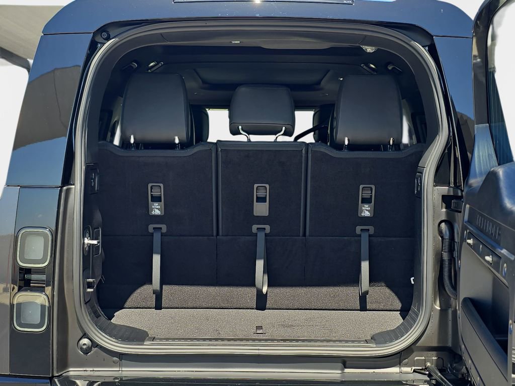 New 2026 Land Rover Defender 130 S AWD/4WD image 14