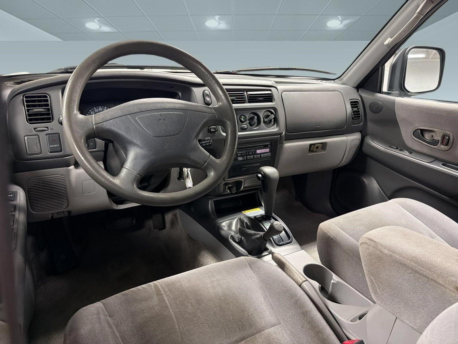 Used 2000 Mitsubishi Montero Sport LS AWD/4WD image 28