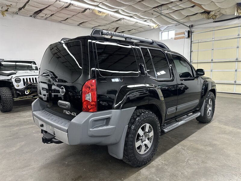 Used 2011 Nissan Xterra PRO-4X w/ Pro-4x Leather Pkg AWD/4WD image 3