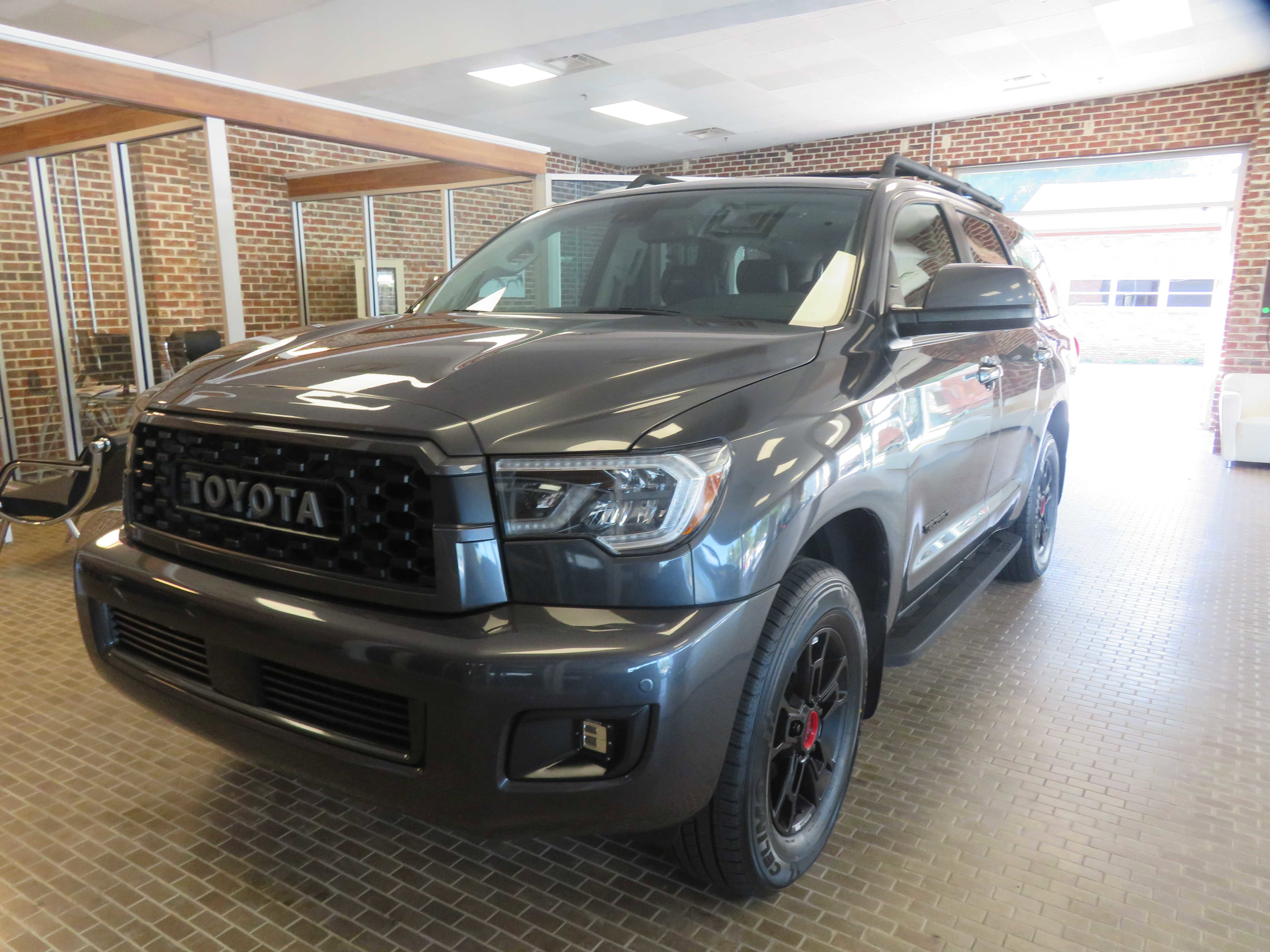 Used 2021 Toyota Sequoia TRD Pro AWD/4WD image 2