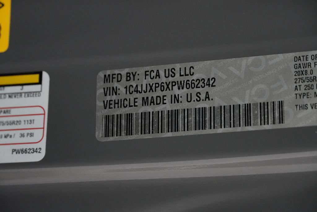 Used 2023 Jeep Wrangler Unlimited Sahara AWD/4WD image 58