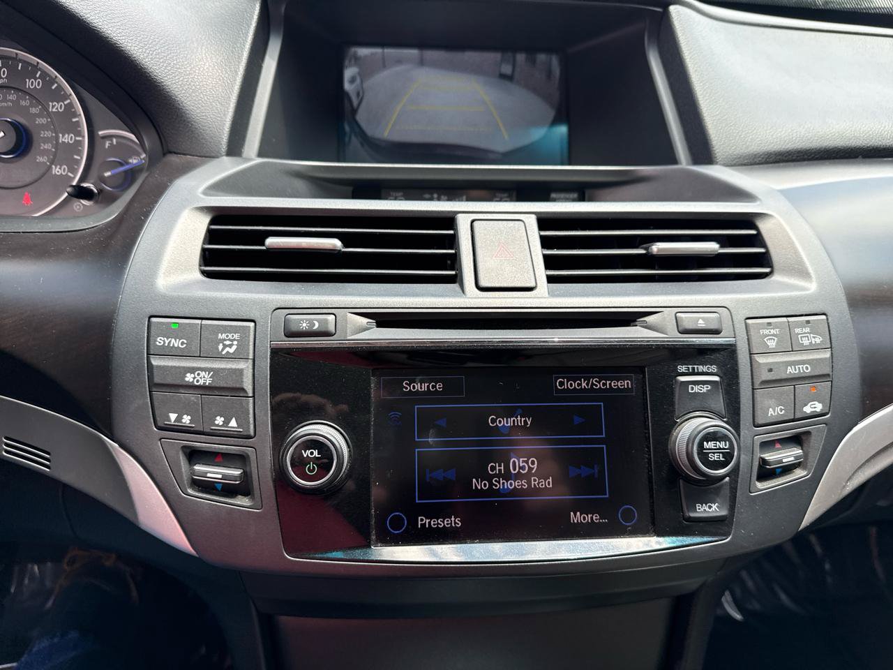 Used 2015 Honda Crosstour EX-L image 23