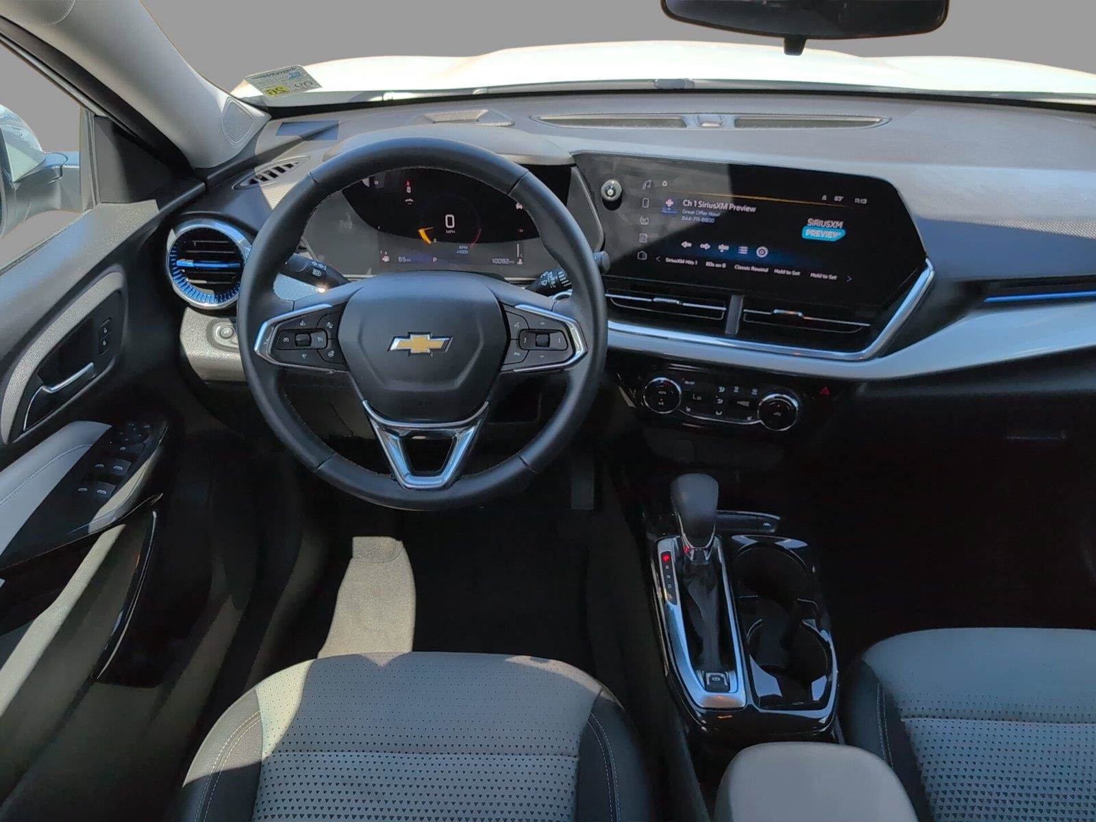 Certified 2025 Chevrolet Trax LT w/ Driver Confidence Package FWD image 20
