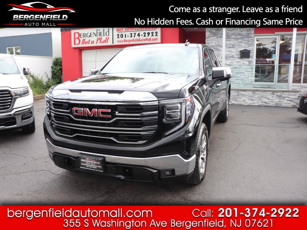 Used 2024 GMC Sierra 1500 SLT AWD/4WD image 1
