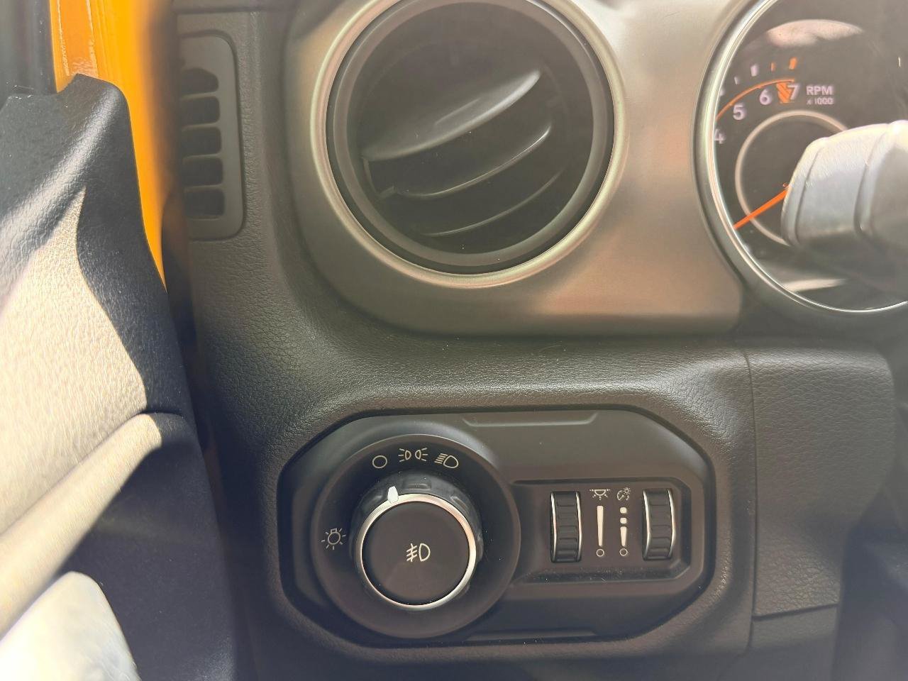 Used 2019 Jeep Wrangler Unlimited Sport AWD/4WD image 20