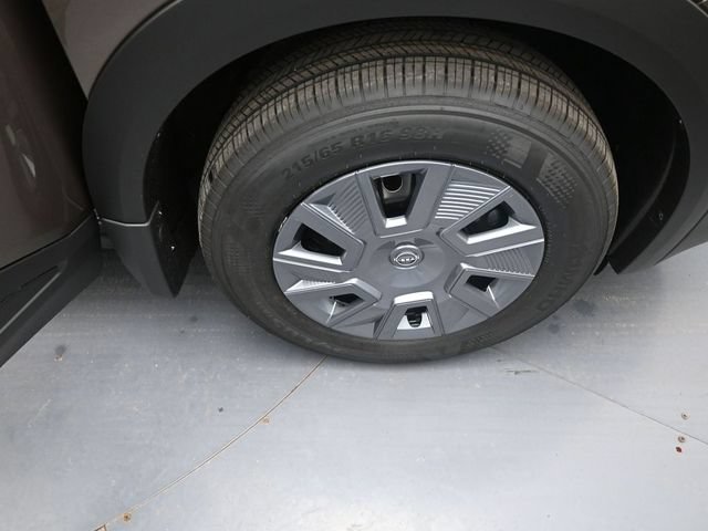 Certified 2025 Nissan Kicks S AWD/4WD image 34