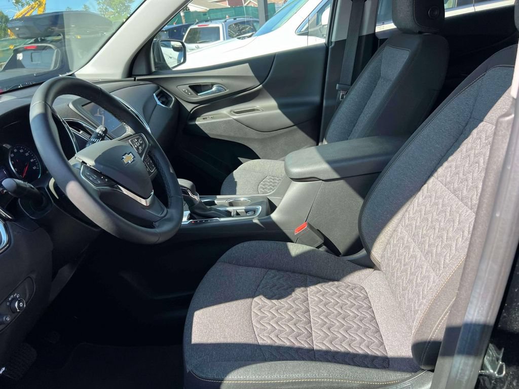 Used 2023 Chevrolet Equinox LT AWD/4WD image 15
