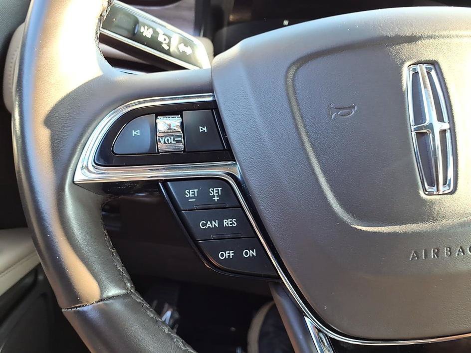 Used 2023 Lincoln Nautilus Reserve AWD/4WD image 29