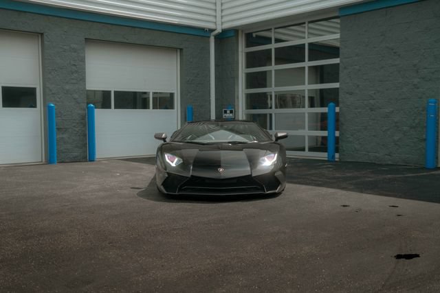 Used 2017 Lamborghini Aventador LP 750-4 Superveloce AWD/4WD image 32