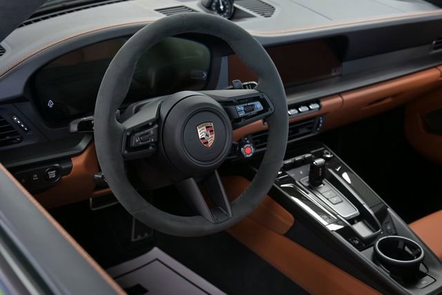 Used 2026 Porsche 911 Carrera GTS image 19