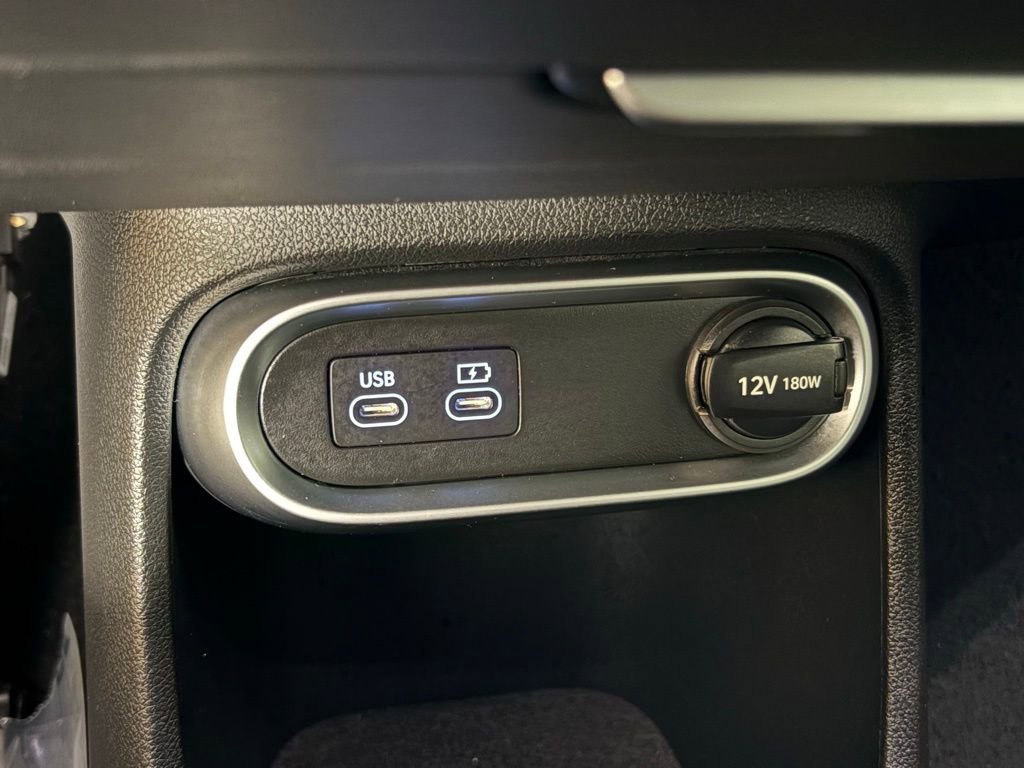 Used 2023 Genesis GV60 Advanced image 30