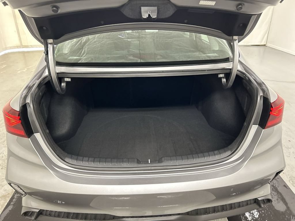 Certified 2023 Kia Forte LXS w/ LXS Technology Package FWD image 21