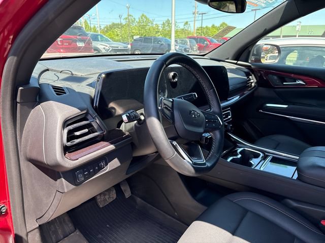 Used 2024 Chevrolet Traverse Z71 w/ LPO, Floor Liner Package AWD/4WD image 8