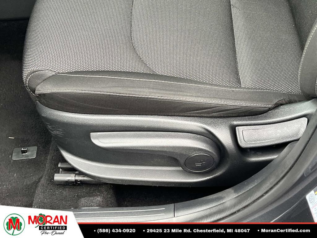 Used 2024 Kia Forte LX FWD image 17