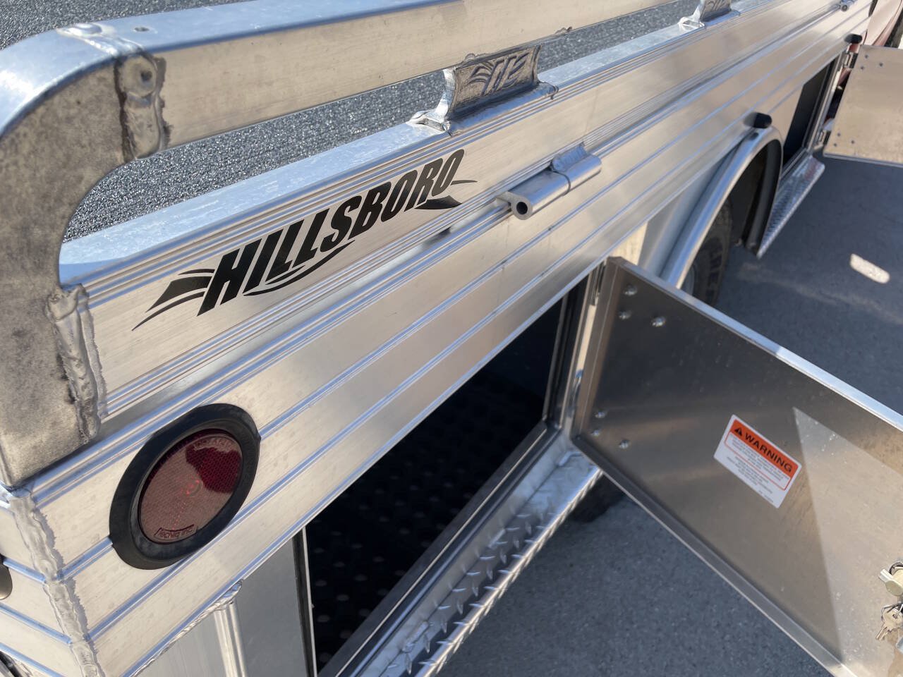 Used 2002 Ford F350 4x4 Regular Cab Super Duty image 28