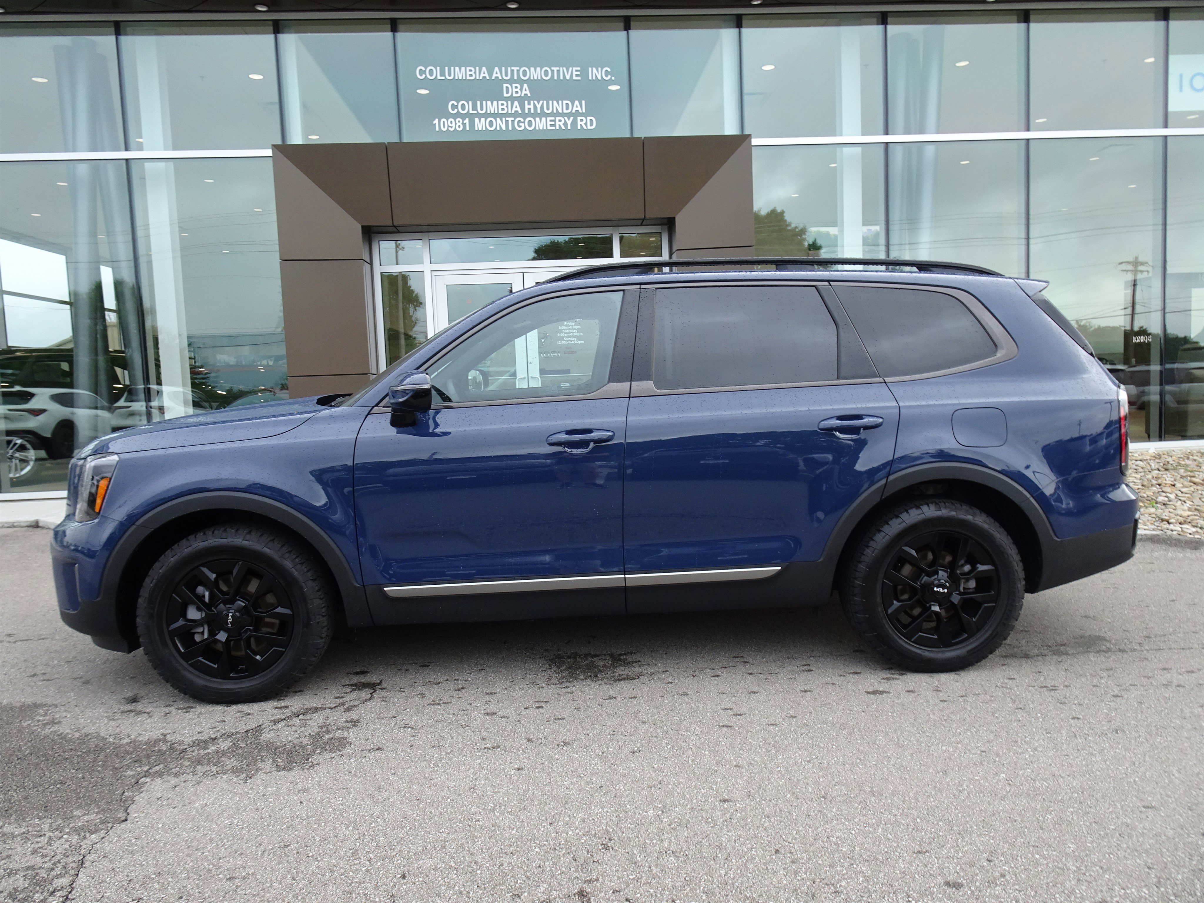 Used 2023 Kia Telluride SX Prestige X-Pro AWD/4WD image 2
