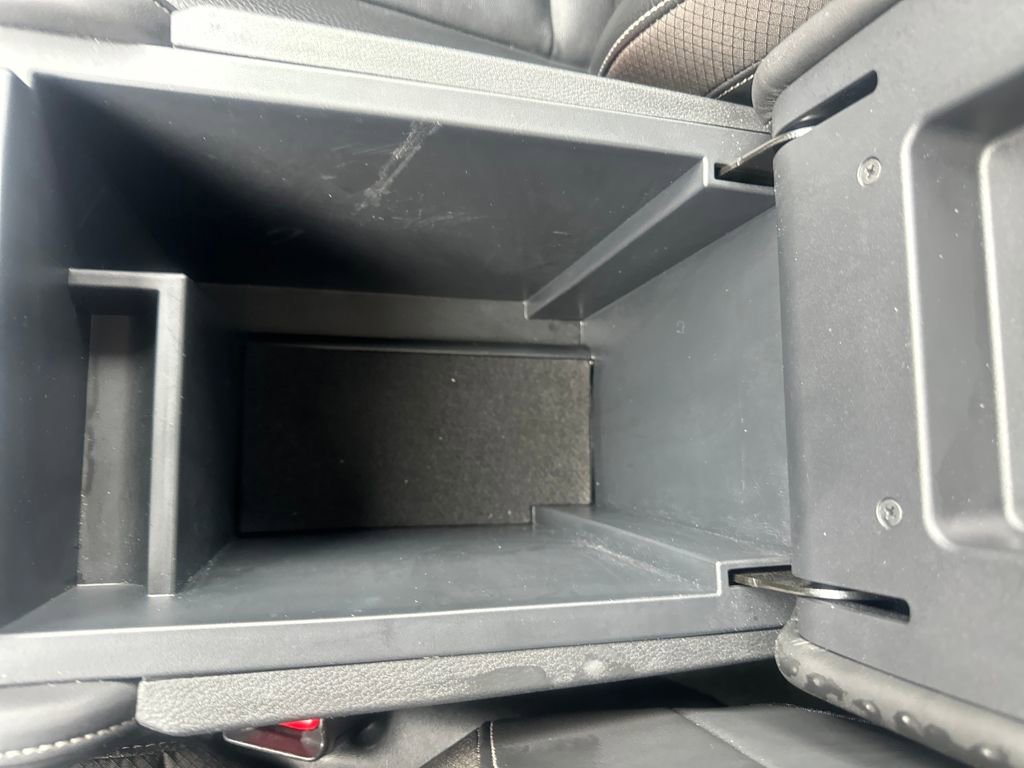 Used 2025 Nissan Pathfinder SL image 27