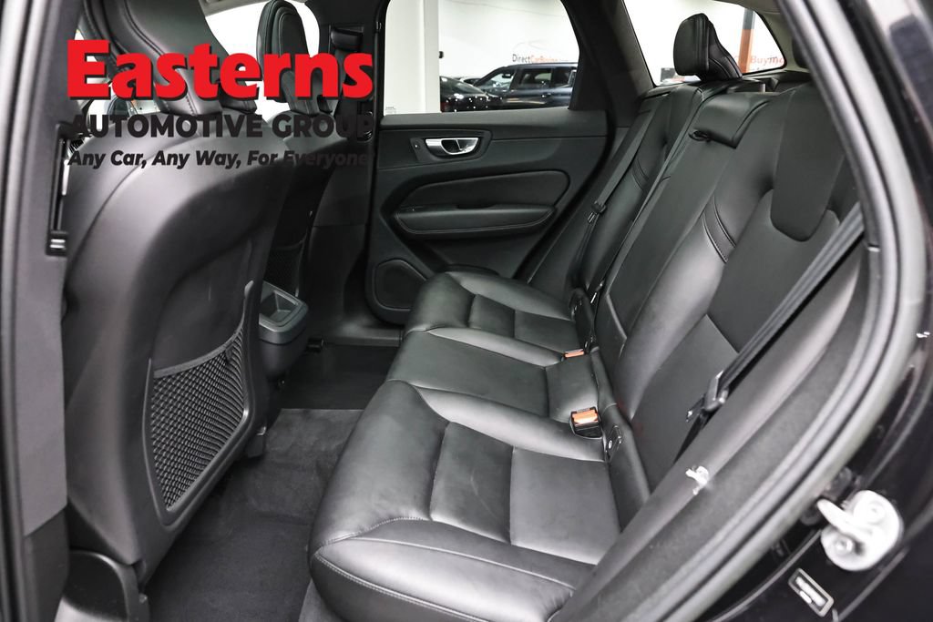Used 2023 Volvo XC60 B5 Core FWD image 20