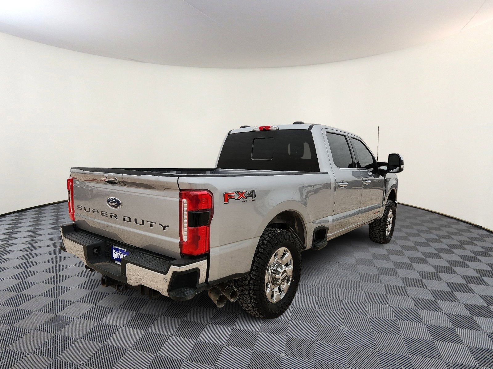Used 2024 Ford F250 Lariat w/ Lariat Ultimate Package image 4