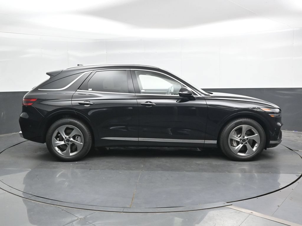 Used 2026 Genesis GV70 2.5T Advanced AWD/4WD image 4