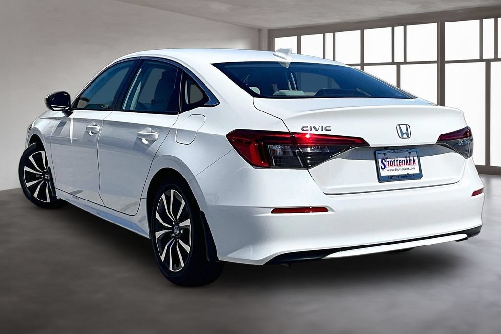 Certified 2024 Honda Civic EX image 4