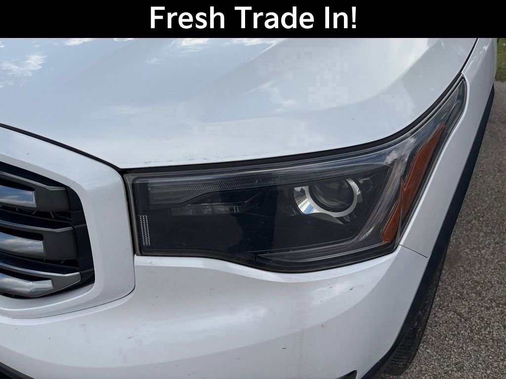 Used 2017 GMC Acadia SLT AWD/4WD image 4