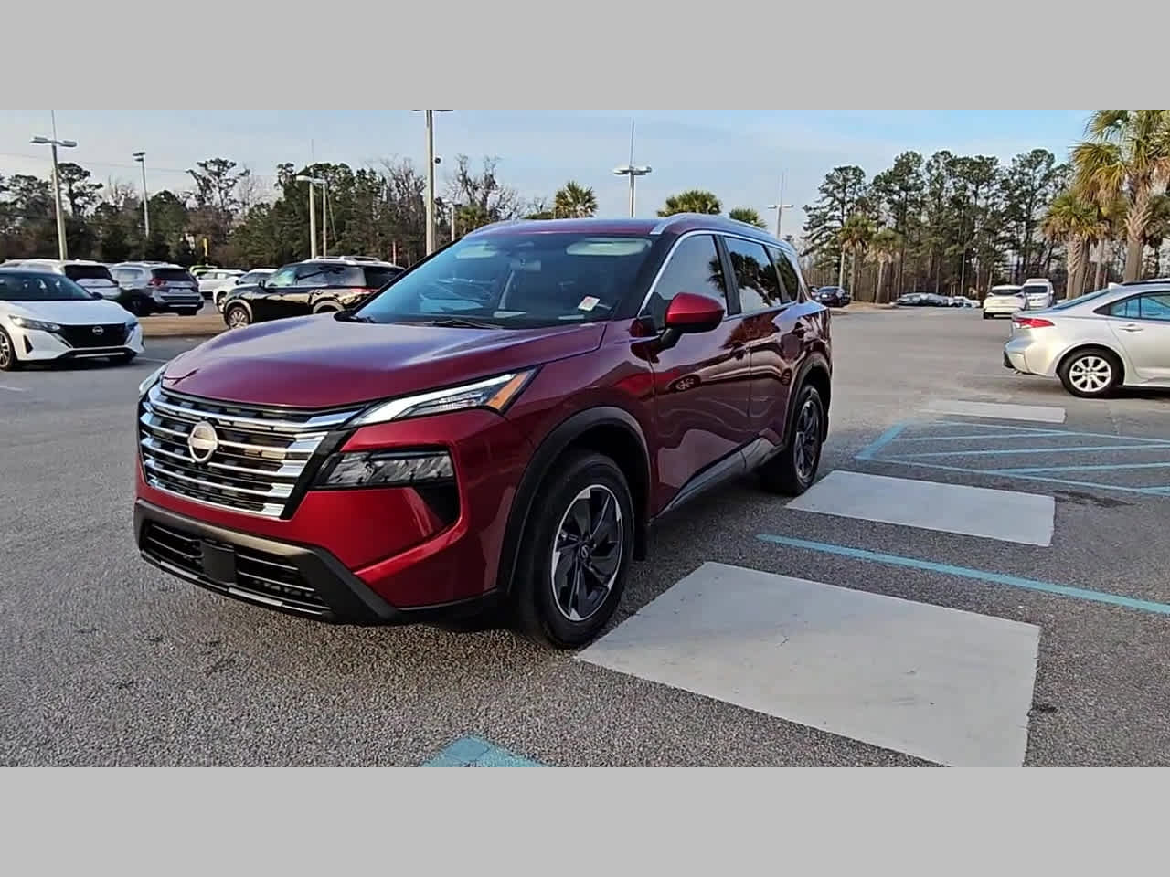 Used 2024 Nissan Rogue SV w/ SV Premium Package image 23