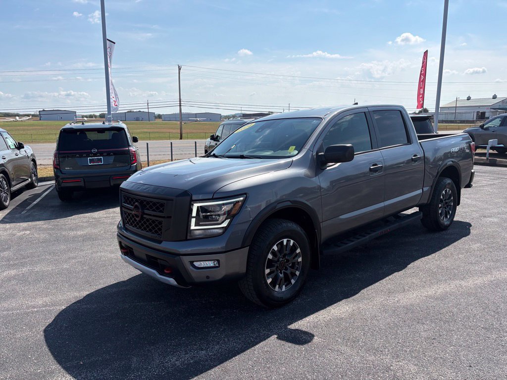 Used 2024 Nissan Titan PRO-4X w/ Pro-4x Utility Package AWD/4WD image 12